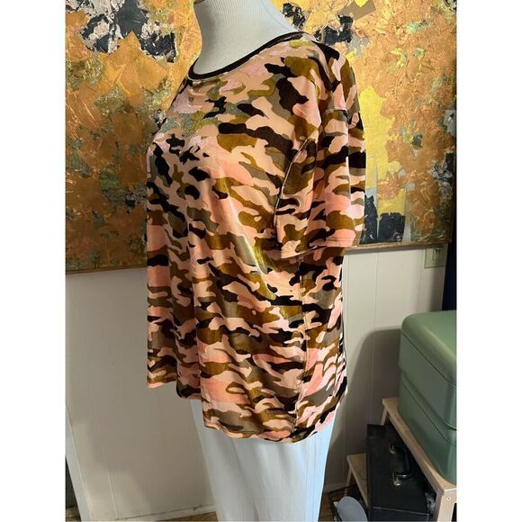 We the Free Free People Pink Camo Velvet Burn Out Boxy Top M - Picture 6 of 8